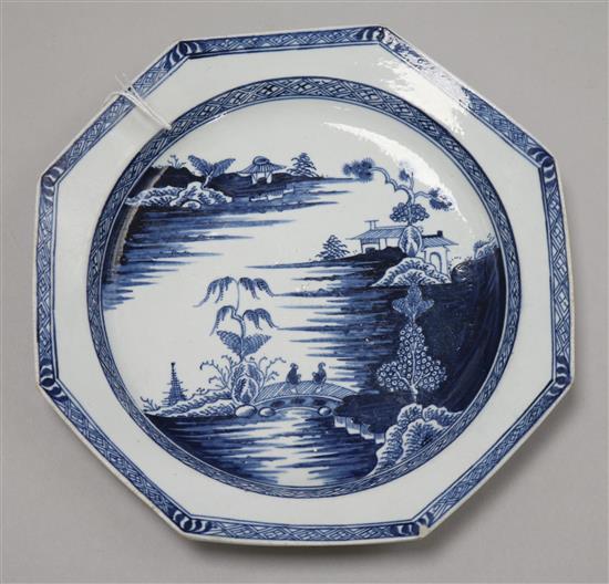 A Richard Chaffers Liverpool blue and white octagonal plate, c.1760, width 21cm